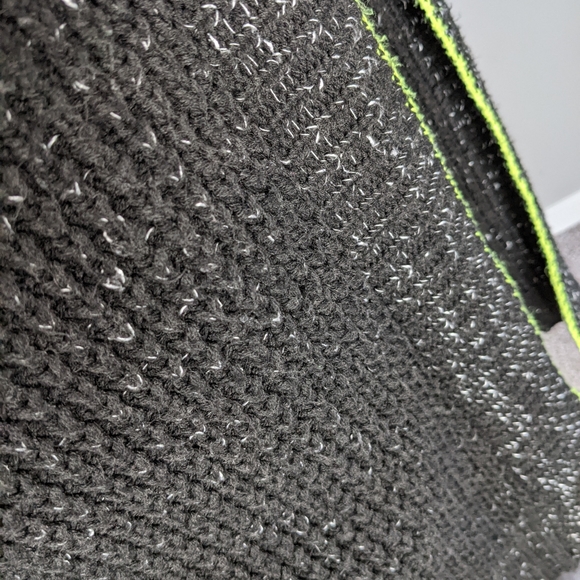 Chunky knit cardigan. Black long cardigan with yellow accents - Picture 3 of 5